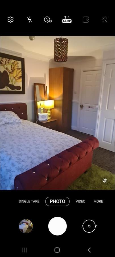 Parc Lodge Guesthouse Бридженд Екстериор снимка